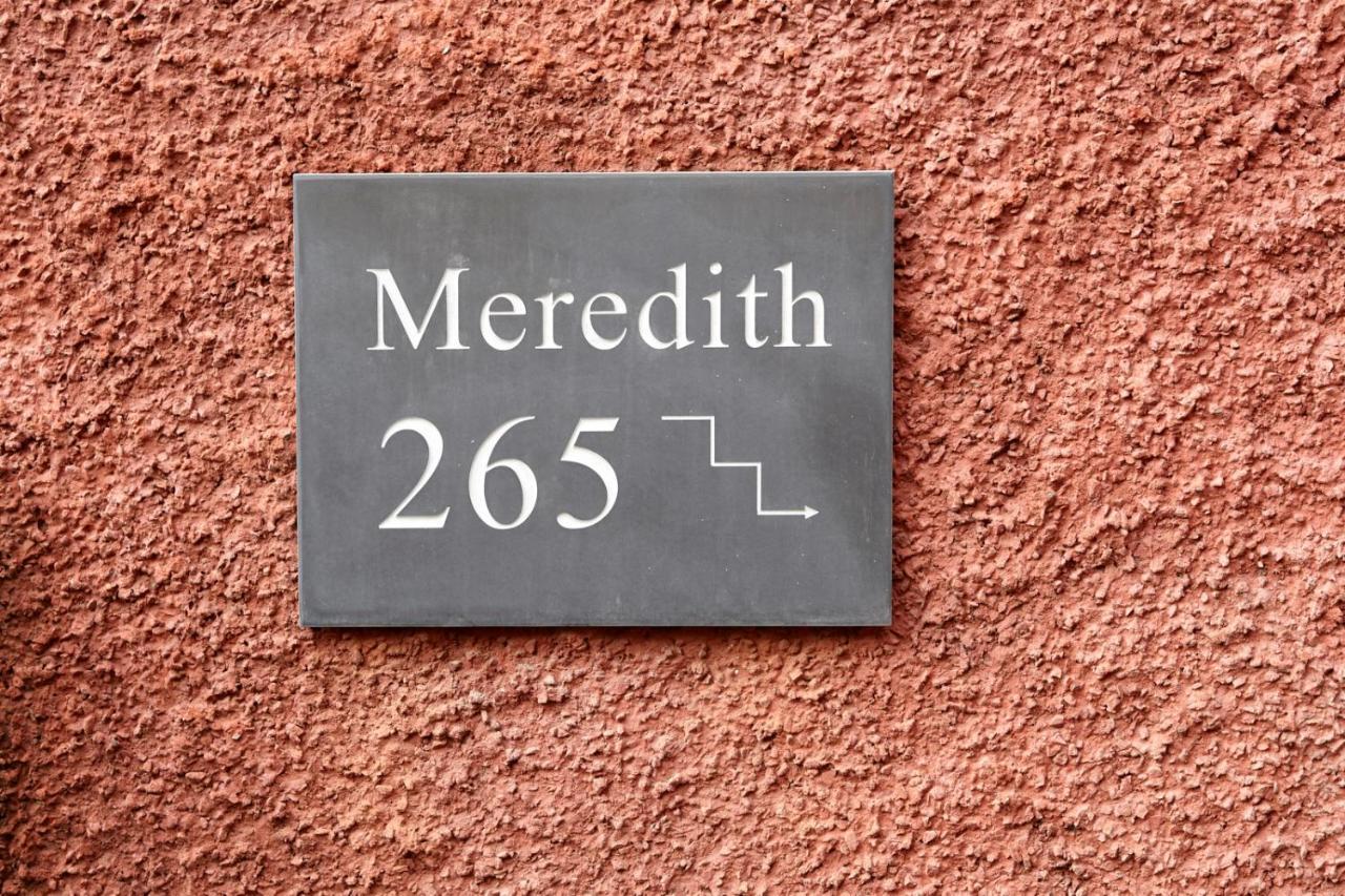 Meredith Way With Parking - Your Apartment Bristol Exterior photo